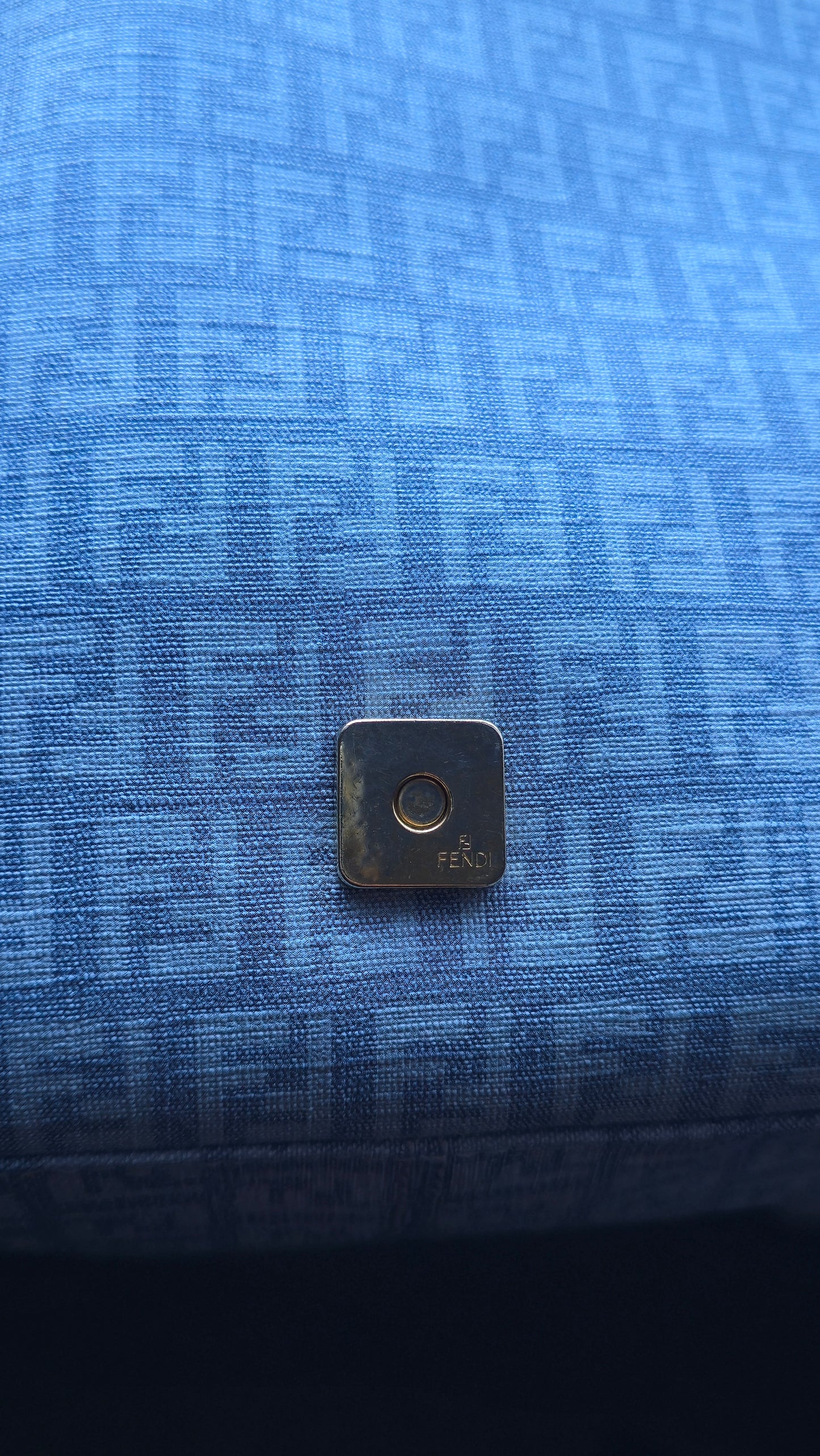 Snap button detail