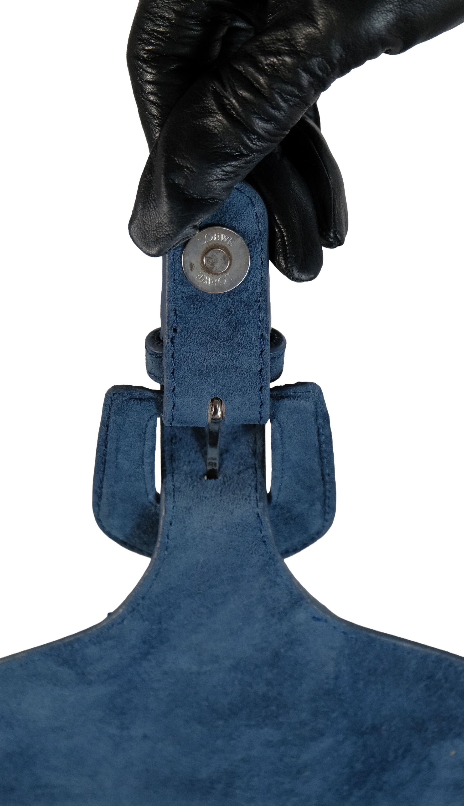 Flap Hardware Detail